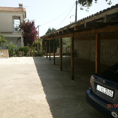 Ioannis Avrades Apartments Agiokampos Exterior foto