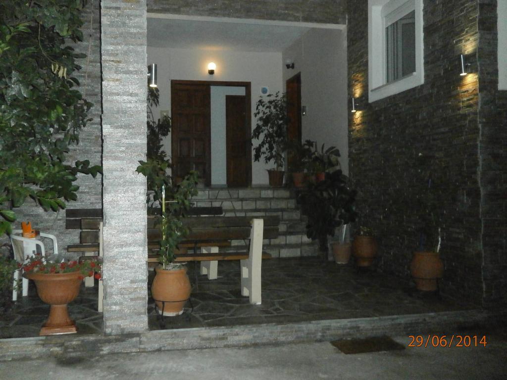Ioannis Avrades Apartments Agiokampos Exterior foto