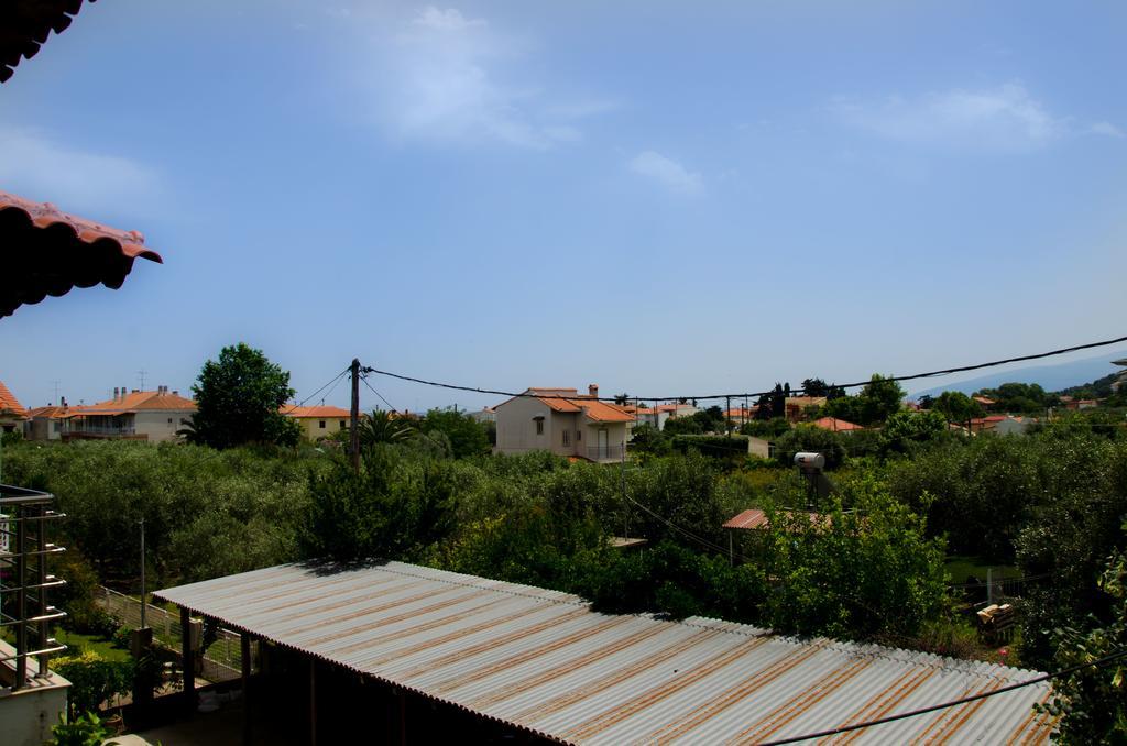 Ioannis Avrades Apartments Agiokampos Exterior foto