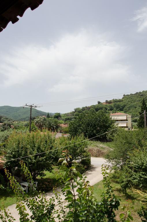 Ioannis Avrades Apartments Agiokampos Exterior foto