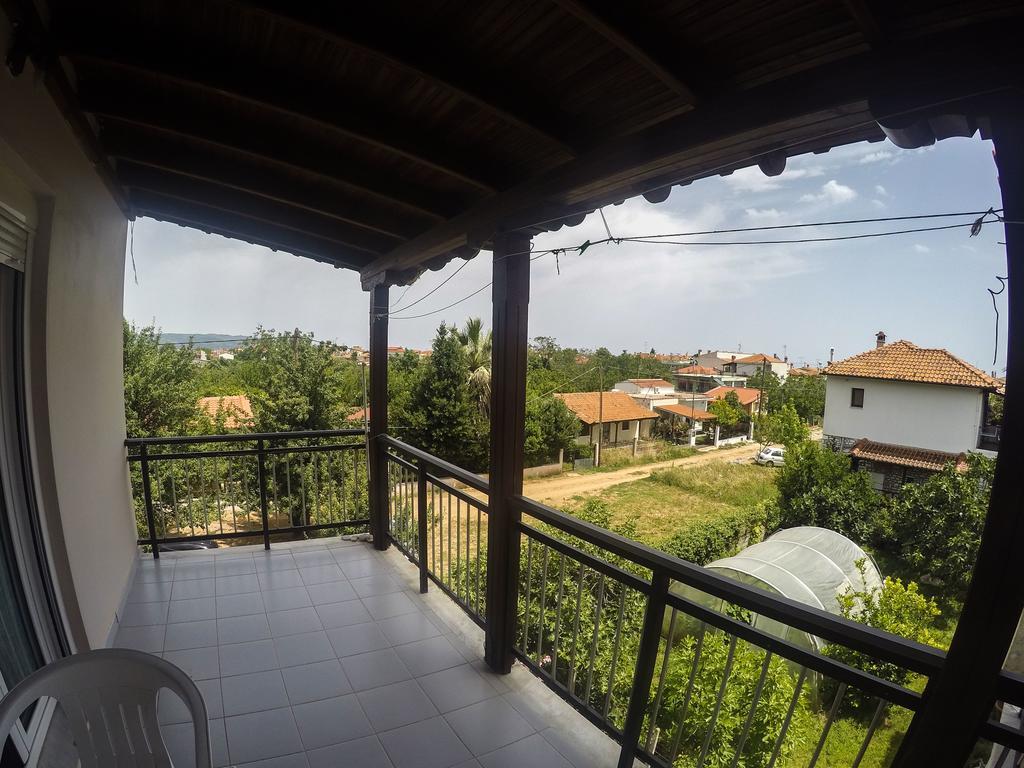 Ioannis Avrades Apartments Agiokampos Exterior foto